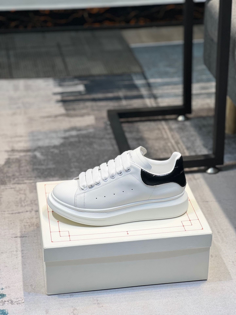 Alexander Mcqueen Casual Shoes